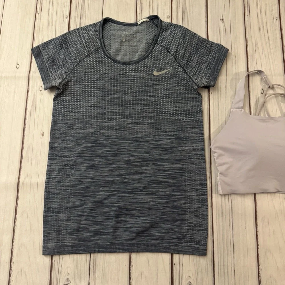 Nike Dri-Fit Athletic T-Shirt & Light Support Sports Bra Set XS Workout‎ Active
